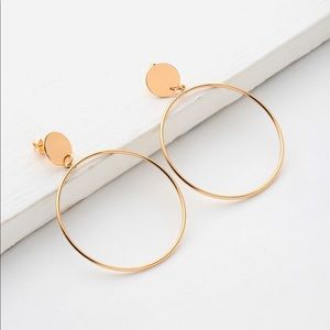NWT Detail Hoop Earrings